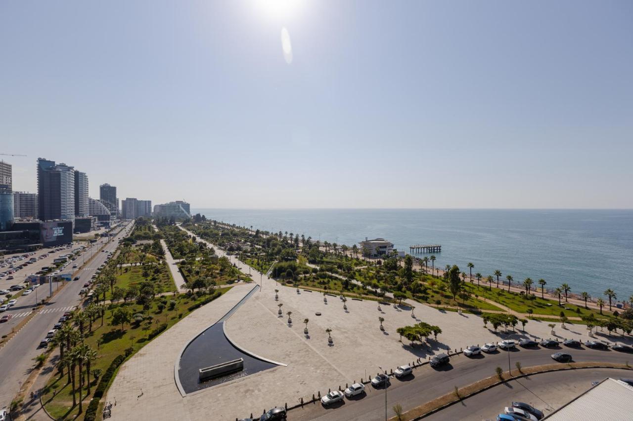 The Spot Apartments - Orbi Beach Tower Batumi Exterior foto